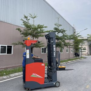 Xe Nang Reach Truck 1 5 Tan Dung Lai (2)